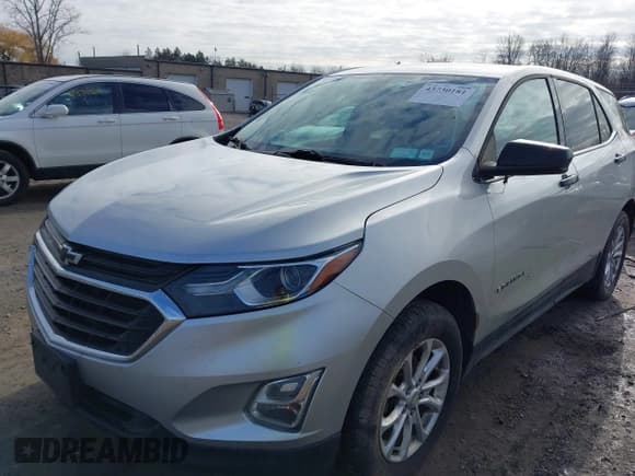 ✅ 2018 Chevrolet Equinox LT • VIN: 3GNAXSEV2JS583012 • Lot: 43730181. Wystawiony na IAAI z przebiegiem 173 681 mil. Bezpłatny archiwum sprzedaży aukcyjnych z USA i szczegółowy raport historii pojazdu na DreamBid. Zdjęcie 2.