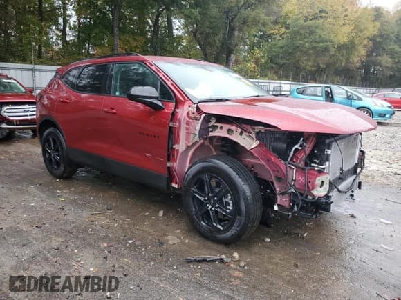 ✅ 2025 Chevrolet Blazer LT • VIN: 3GNKBCR42SS165383 • Lot: 90079375. Listed on Copart with 11,395 mi. Free auction sales archive from the USA and detailed vehicle history report at DreamBid. Image 4.