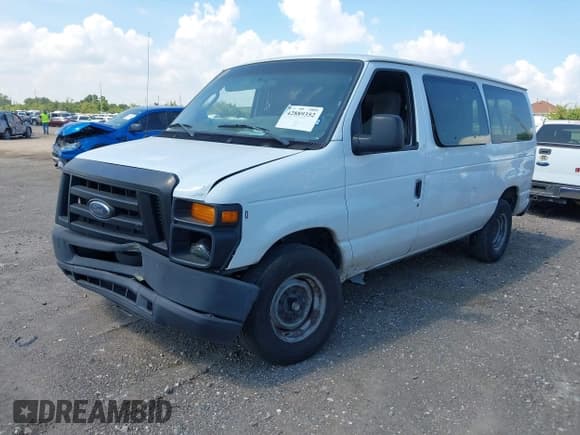 ✅ 2010 Ford Econoline Passenger XL • VIN: 1FBNE3BL3ADA86256 • Lot: 42889352. Listed on IAAI with 252,993 mi. Free auction sales archive from the USA and detailed vehicle history report at DreamBid. Image 2.