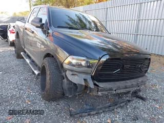 ✅ 2014 Ram 1500 Express • VIN: 1C6RR7FT6ES322409 • Lot: 43579261. Wystawiony na IAAI z przebiegiem 106 328 mil. Bezpłatny archiwum sprzedaży aukcyjnych z USA i szczegółowy raport historii pojazdu na DreamBid. Zdjęcie 1.
