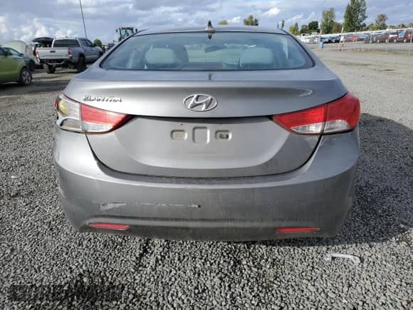 2013 Hyundai Elantra GLS с VIN 5NPDH4AE9DH337383, выставлен на аукционе Copart как лот 84786375 с пробегом 141 789 миль миль и Списание • Salvage title. История ставок и продаж доступна на DreamBid. Изображение 6.