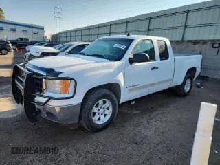 ✅ 2008 GMC Sierra 1500 SLE1 • VIN: 2GTEC19J381239900 • Лот: 70706815. Опубликован ранее на Copart с пробегом 182 265 миль. Бесплатный доступ к архиву аукционных продаж из США и подробный отчёт об истории автомобиля на DreamBid. Изображение 1.