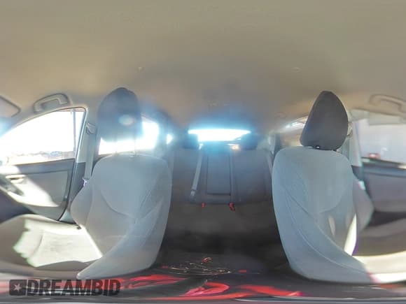 ✅ 2015 Toyota Prius Two • VIN: JTDKN3DU9F1935111 • Lot: 85426165. Listed on Copart with 139,908 mi. Free auction sales archive from the USA and detailed vehicle history report at DreamBid. Image 14.