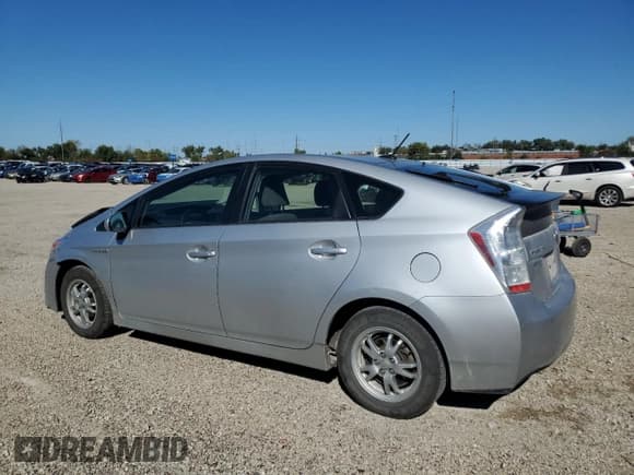 ✅ 2010 Toyota Prius IV • VIN: JTDKN3DU6A1306902 • Lot: 82300325. Listed on Copart with 320,216 mi. Free auction sales archive from the USA and detailed vehicle history report at DreamBid. Image 2.