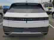 2024 Hyundai Ioniq 5 SEL z VIN KM8KN4DE4RU250463, wystawiony jako Copart lot #65361354 z przebiegiem 6 321 mil mil oraz Szkoda całkowita • Salvage title. Historia ofert i sprzedaży dostępna na DreamBid. Obrazek 6.