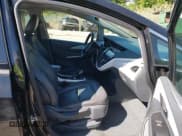 ✅ 2017 Chevrolet Bolt EV Premier • VIN: 1G1FX6S07H4156975 • Lot: 42302452. Wystawiony na IAAI z przebiegiem 210 047 mil. Bezpłatny archiwum sprzedaży aukcyjnych z USA i szczegółowy raport historii pojazdu na DreamBid. Zdjęcie 5.