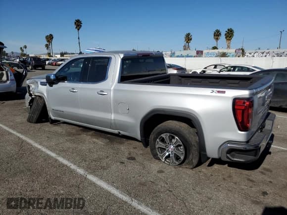 ✅ 2021 GMC Sierra 1500 SLE • VIN: 1GTR9BED5MZ429625 • Лот: 84200274. Опубликован ранее на Copart с пробегом 23 356 миль. Бесплатный доступ к архиву аукционных продаж из США и подробный отчёт об истории автомобиля на DreamBid. Изображение 2.