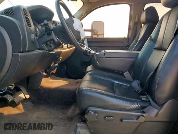 ✅ 2012 Chevrolet Silverado 1500 LT • VIN: 3GCUKSE2XCG211871 • Lot: 81044195. Listed on Copart with 124,274 mi. Free auction sales archive from the USA and detailed vehicle history report at DreamBid. Image 7.