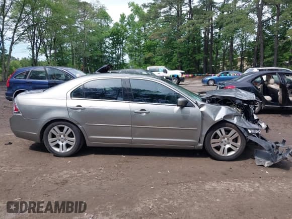 ✅ 2008 Ford Fusion SEL • VIN: 3FAHP08Z68R103006 • Lot: 42326846. Wystawiony na IAAI z przebiegiem 144 575 mil. Bezpłatny archiwum sprzedaży aukcyjnych z USA i szczegółowy raport historii pojazdu na DreamBid. Zdjęcie 13.