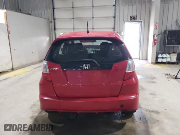 ✅ 2012 Honda Fit Sport • VIN: JHMGE8H54CC002043 • Лот: 93358155. Опубликован ранее на Copart с пробегом 114 560 миль. Бесплатный доступ к архиву аукционных продаж из США и подробный отчёт об истории автомобиля на DreamBid. Изображение 6.
