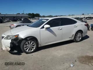 ✅ 2013 Lexus ES 300h • VIN: JTHBW1GG7D2009870 • Лот: 89489325. Опубликован ранее на Copart с пробегом 125 039 миль. Бесплатный доступ к архиву аукционных продаж из США и подробный отчёт об истории автомобиля на DreamBid. Изображение 1.