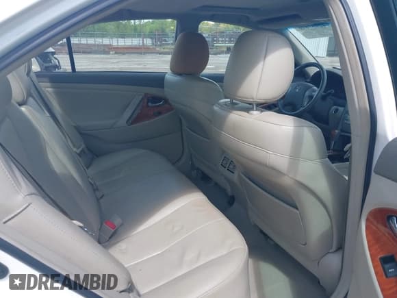 ✅ 2010 Toyota Camry LE • VIN: 4T1BK3EK0AU602689 • Лот: 42957846. Опубликован ранее на IAAI с пробегом 183 717 миль. Бесплатный доступ к архиву аукционных продаж из США и подробный отчёт об истории автомобиля на DreamBid. Изображение 8.