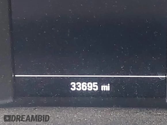 ✅ 2019 GMC Acadia SLE • VIN: 1GKKNSLS4KZ230033 • Lot: 41897959. Listed on IAAI with 33,695 mi. Free auction sales archive from the USA and detailed vehicle history report at DreamBid. Image 14.