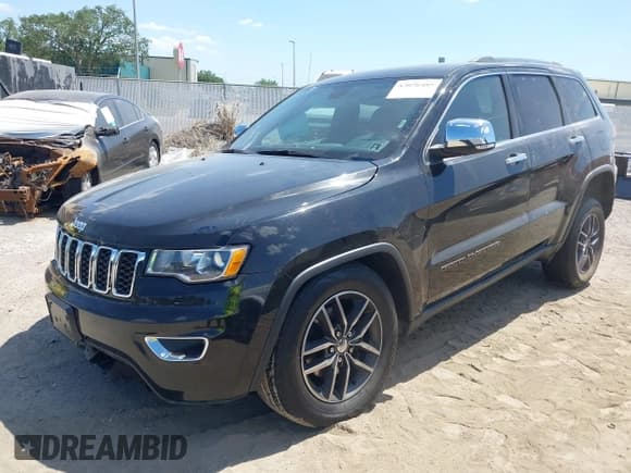 ✅ 2018 Jeep Grand Cherokee Limited • VIN: 1C4RJFBG2JC441923 • Лот: 42076485. Опубликован ранее на IAAI с пробегом 82 059 миль. Бесплатный доступ к архиву аукционных продаж из США и подробный отчёт об истории автомобиля на DreamBid. Изображение 2.
