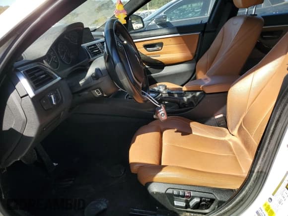 ✅ 2019 BMW 4 Series 430i • VIN: WBA4J1C59KBM17326 • Lot: 89677745. Listed on Copart with 129,323 mi. Free auction sales archive from the USA and detailed vehicle history report at DreamBid. Image 7.