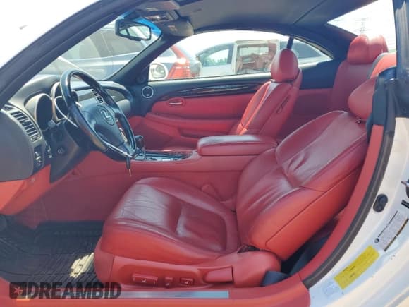 ✅ 2007 Lexus SC 430 • VIN: JTHFN45Y879012287 • Lot: 64938875. Wystawiony na Copart z przebiegiem 80 790 mil. Bezpłatny archiwum sprzedaży aukcyjnych z USA i szczegółowy raport historii pojazdu na DreamBid. Zdjęcie 7.