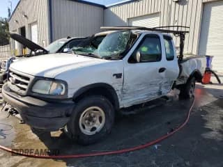 ✅ 2003 Ford F-150 XL • VIN: 1FTRX18L53NB27258 • Lot: 92501855. Listed on Copart with Not provided. Free auction sales archive from the USA and detailed vehicle history report at DreamBid. Image 1.