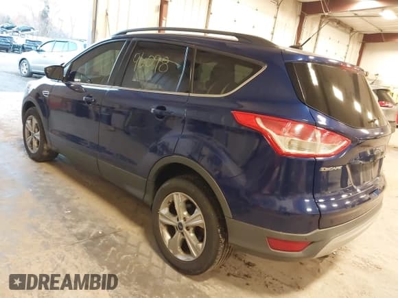 ✅ 2015 Ford Escape SE • VIN: 1FMCU0GX7FUB51242 • Лот: 43696098. Опубликован ранее на IAAI с пробегом 160 501 миль. Бесплатный доступ к архиву аукционных продаж из США и подробный отчёт об истории автомобиля на DreamBid. Изображение 3.