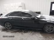 ✅ 2020 Mercedes-Benz C 300 • VIN: 55SWF8EB0LU329724 • Lot: 41384132. Wystawiony na IAAI z przebiegiem 58 570 mil. Bezpłatny archiwum sprzedaży aukcyjnych z USA i szczegółowy raport historii pojazdu na DreamBid. Zdjęcie 13.