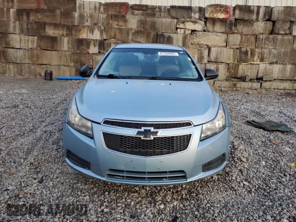 ✅ 2011 Chevrolet Cruze LS • VIN: 1G1PC5SH5B7101592 • Lot: 87284085. Listed on Copart with 166,444 mi. Free auction sales archive from the USA and detailed vehicle history report at DreamBid. Image 5.
