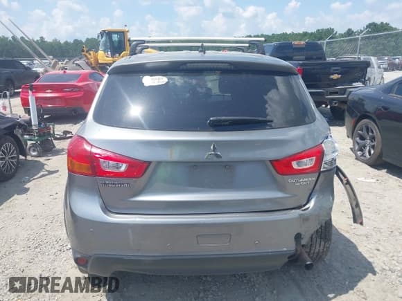 ✅ 2016 Mitsubishi Outlander ES • VIN: JA4AP3AU3GZ024599 • Лот: 42786202. Опубликован ранее на IAAI с пробегом 188 556 миль. Бесплатный доступ к архиву аукционных продаж из США и подробный отчёт об истории автомобиля на DreamBid. Изображение 16.