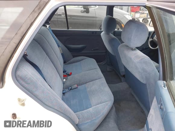 ✅ 1994 Ford Escort • VIN: 1FARP15J9RW134239 • Lot: 42056543. Listed on IAAI with 120,843 mi. Free auction sales archive from the USA and detailed vehicle history report at DreamBid. Image 8.