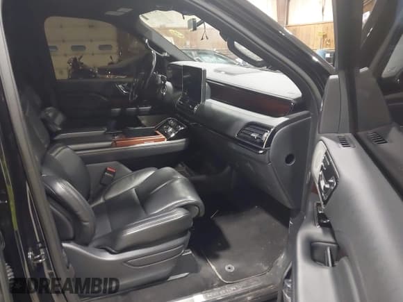 ✅ 2022 Lincoln Navigator Reserve • VIN: 5LMJJ2LT3NEL15090 • Лот: 43728214. Опубликован ранее на IAAI с пробегом 39 473 миль. Бесплатный доступ к архиву аукционных продаж из США и подробный отчёт об истории автомобиля на DreamBid. Изображение 5.