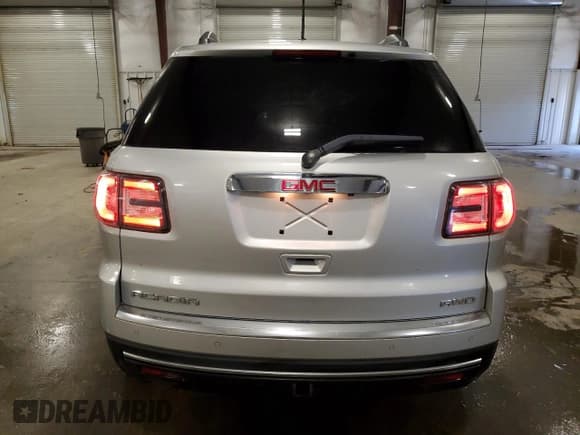 ✅ 2014 GMC Acadia SLT • VIN: 1GKKVRKD7EJ264756 • Lot: 63769125. Wystawiony na Copart z przebiegiem 170 044 mil. Bezpłatny archiwum sprzedaży aukcyjnych z USA i szczegółowy raport historii pojazdu na DreamBid. Zdjęcie 6.
