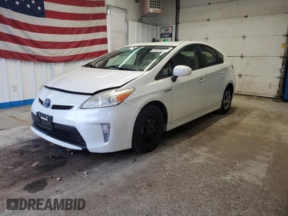 ✅ 2013 Toyota Prius One • VIN: JTDKN3DU1D5601631 • Lot: 93025205. Listed on Copart with 249,510 mi. Free auction sales archive from the USA and detailed vehicle history report at DreamBid. Image 1.