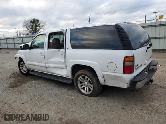 ✅ 2003 Chevrolet Suburban LT • VIN: 1GNEC16Z83J245255 • Lot: 43642515. Wystawiony na Copart z przebiegiem Nie podano. Bezpłatny archiwum sprzedaży aukcyjnych z USA i szczegółowy raport historii pojazdu na DreamBid. Zdjęcie 2.