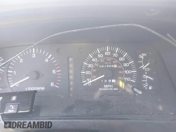 ✅ 1992 Toyota Land Cruiser • VIN: JT3FJ80W0N0049480 • Lot: 41891811. Listed on IAAI with 201,309 mi. Free auction sales archive from the USA and detailed vehicle history report at DreamBid. Image 7.