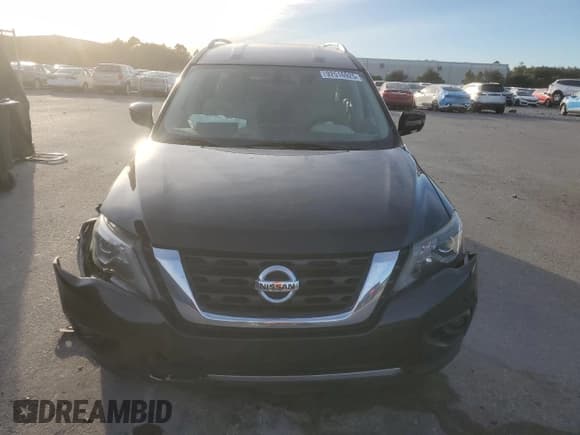 ✅ 2018 Nissan Pathfinder S • VIN: 5N1DR2MNXJC679196 • Lot: 92516925. Listed on Copart with 118,698 mi. Free auction sales archive from the USA and detailed vehicle history report at DreamBid. Image 5.