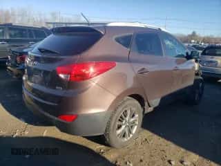 2015 Hyundai Tucson SE z VIN KM8JUCAG0FU006268, wystawiony jako Copart lot #40226233 z przebiegiem 88 381 mil mil oraz . Historia ofert i sprzedaży dostępna na DreamBid. Obrazek 3.