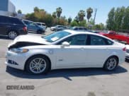 ✅ 2016 Ford Fusion Titanium • VIN: 3FA6P0SU1GR116118 • Lot: 42685489. Wystawiony na IAAI z przebiegiem 138 690 mil. Bezpłatny archiwum sprzedaży aukcyjnych z USA i szczegółowy raport historii pojazdu na DreamBid. Zdjęcie 14.