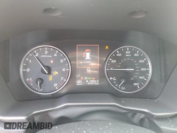 ✅ 2020 Subaru Outback Limited • VIN: 4S4BTANC3L3171588 • Lot: 61175355. Listed on Copart with 40,970 mi. Free auction sales archive from the USA and detailed vehicle history report at DreamBid. Image 9.