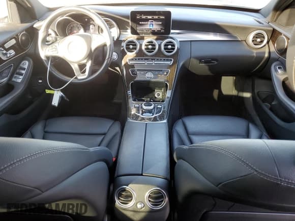 ✅ 2018 Mercedes-Benz C 300 • VIN: WDDWF4JB5JR413387 • Lot: 90620595. Listed on Copart with 37,501 mi. Free auction sales archive from the USA and detailed vehicle history report at DreamBid. Image 8.