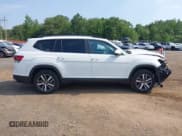 ✅ 2022 Volkswagen Atlas SE • VIN: 1V2LP2CA4NC521669 • Lot: 42870781. Listed on IAAI with 30,701 mi. Free auction sales archive from the USA and detailed vehicle history report at DreamBid. Image 13.