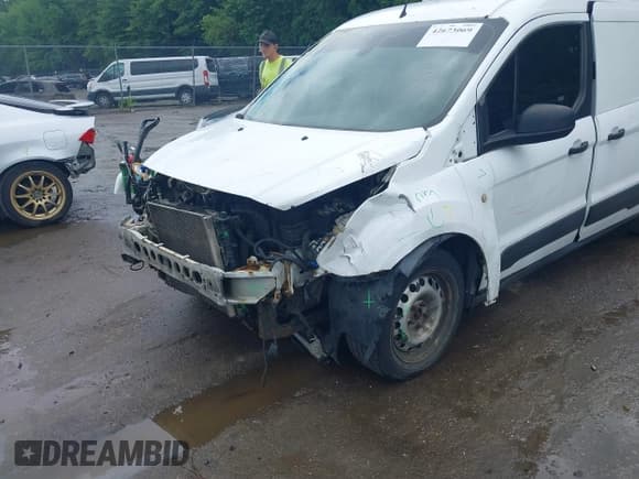 ✅ 2014 Ford Transit Connect XLT • VIN: NM0LS7F7XE1160048 • Lot: 42673069. Wystawiony na IAAI z przebiegiem 203 352 mil. Bezpłatny archiwum sprzedaży aukcyjnych z USA i szczegółowy raport historii pojazdu na DreamBid. Zdjęcie 6.