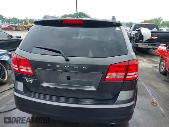 ✅ 2018 Dodge Journey SE • VIN: 3C4PDCAB7JT498724 • Lot: 42880518. Listed on IAAI with 118,411 mi. Free auction sales archive from the USA and detailed vehicle history report at DreamBid. Image 16.