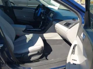 ✅ 2017 Hyundai Sonata 2.4L • VIN: 5NPE24AF9HH590983 • Лот: 43478019. Опубликован ранее на IAAI с пробегом 106 361 миль. Бесплатный доступ к архиву аукционных продаж из США и подробный отчёт об истории автомобиля на DreamBid. Изображение 5.