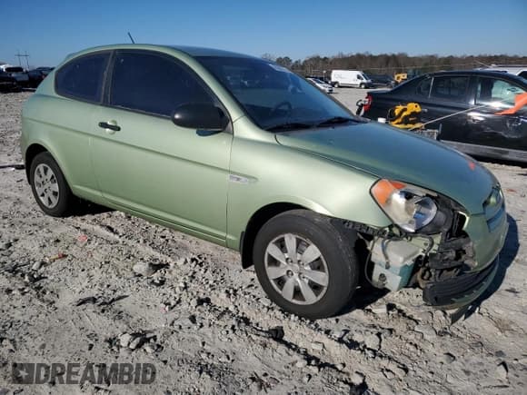 ✅ 2008 Hyundai Accent GS • VIN: KMHCM36C48U070038 • Лот: 83967774. Опубликован ранее на Copart с пробегом 137 324 миль. Бесплатный доступ к архиву аукционных продаж из США и подробный отчёт об истории автомобиля на DreamBid. Изображение 4.