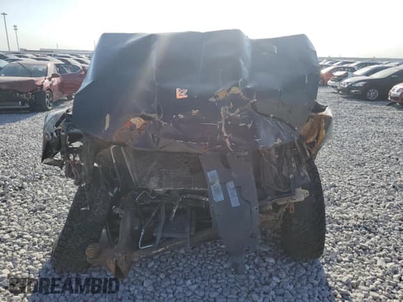 ✅ 2001 GMC Sierra 1500HD SLT • VIN: 1GTGK13U81F150529 • Lot: 52919065. Wystawiony na Copart z przebiegiem Nie podano. Bezpłatny archiwum sprzedaży aukcyjnych z USA i szczegółowy raport historii pojazdu na DreamBid. Zdjęcie 5.