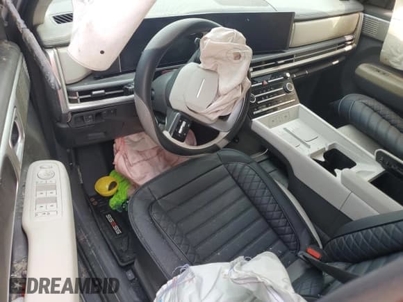 ✅ 2025 Hyundai Santa Fe SE • VIN: 5NMP1DGL3SH114404 • Lot: 69460395. Listed on Copart with Not provided. Free auction sales archive from the USA and detailed vehicle history report at DreamBid. Image 8.