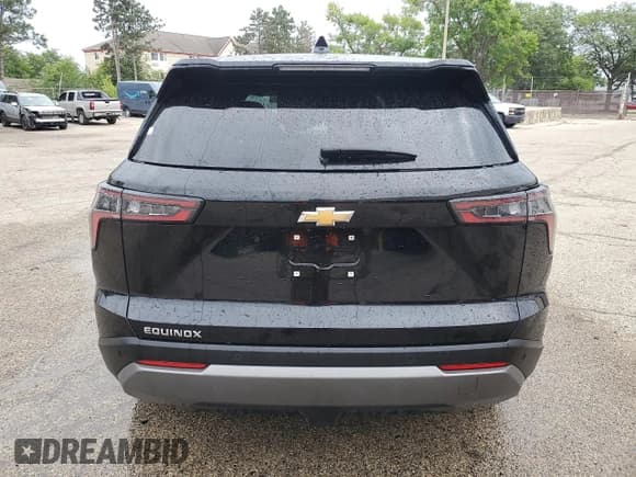 ✅ 2025 Chevrolet Equinox FWD LT • VIN: 3GNAXHEG4SL315448 • Lot: 71455965. Wystawiony na Copart z przebiegiem 12 143 mil. Bezpłatny archiwum sprzedaży aukcyjnych z USA i szczegółowy raport historii pojazdu na DreamBid. Zdjęcie 6.