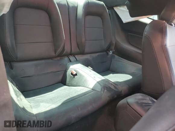 ✅ 2018 Ford Mustang GT • VIN: 1FA6P8CF1J5136328 • Lot: 69895444. Wystawiony na Copart z przebiegiem 86 151 mil. Bezpłatny archiwum sprzedaży aukcyjnych z USA i szczegółowy raport historii pojazdu na DreamBid. Zdjęcie 10.