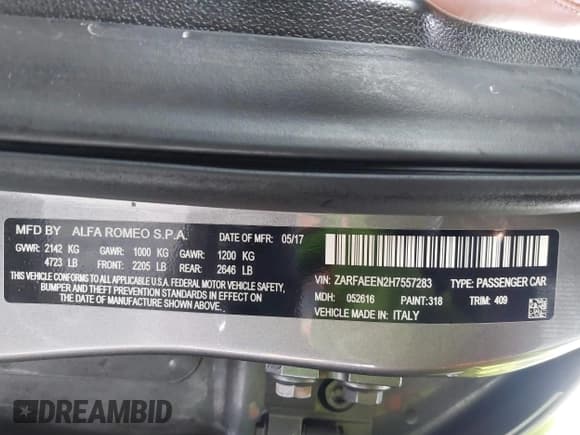 ✅ 2017 Alfa Romeo Giulia Ti • VIN: ZARFAEEN2H7557283 • Lot: 41727660. Listed on IAAI with 85,765 mi. Free auction sales archive from the USA and detailed vehicle history report at DreamBid. Image 9.