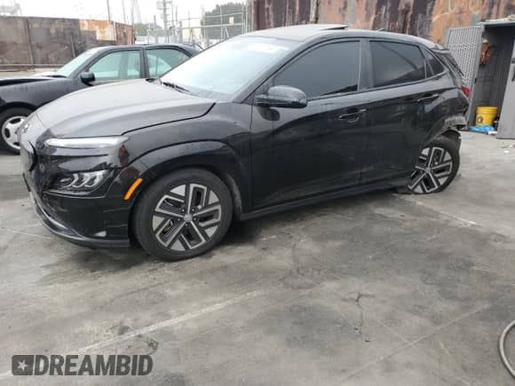 2022 Hyundai Kona Limited z VIN KM8K53AG2NU157337, wystawiony jako Copart lot #85951694 z przebiegiem 62 285 mil mil oraz Szkoda całkowita • Salvage title. Historia ofert i sprzedaży dostępna na DreamBid. Obrazek 1.