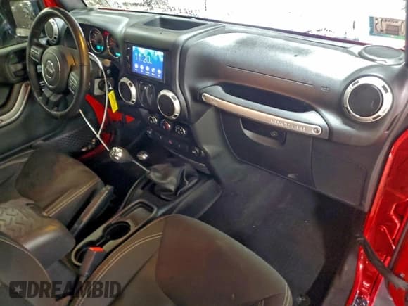 ✅ 2018 Jeep Wrangler Sahara • VIN: 1C4AJWBGXJL883118 • Lot: 93772575. Listed on Copart with 37,368 mi. Free auction sales archive from the USA and detailed vehicle history report at DreamBid. Image 8.