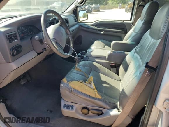 ✅ 2001 Ford Excursion Special Serv • VIN: 1FMNU40LX1EB51858 • Lot: 80881455. Listed on Copart with 189,351 mi. Free auction sales archive from the USA and detailed vehicle history report at DreamBid. Image 7.