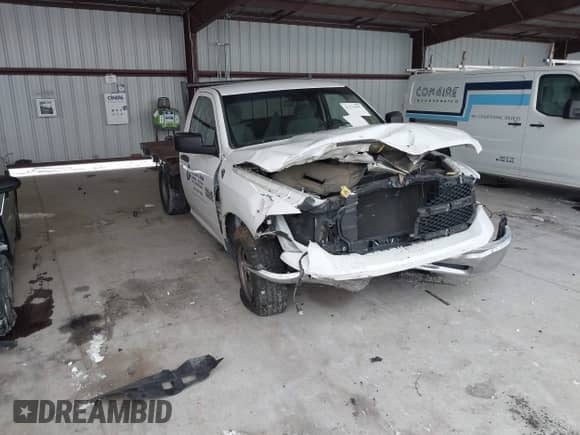 2016 Ram 1500 Tradesman с VIN 3C6JR6DTXGG285398, выставлен на аукционе IAAI как лот 41334597 с пробегом 155 736 миль миль и . История ставок и продаж доступна на DreamBid. Изображение 1.